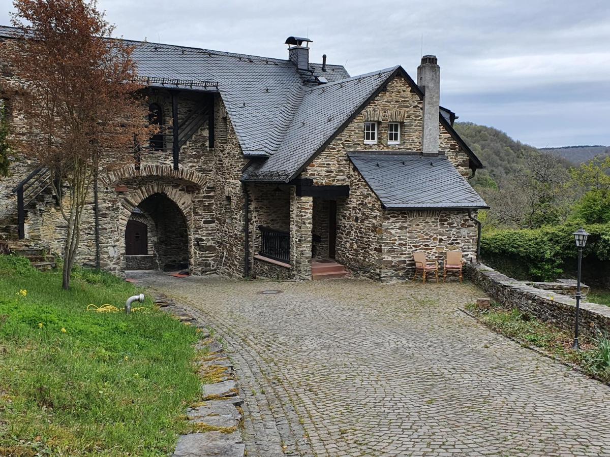 Waechterhaus Auf Der Sauerburg Villa Sauerthal Luaran gambar